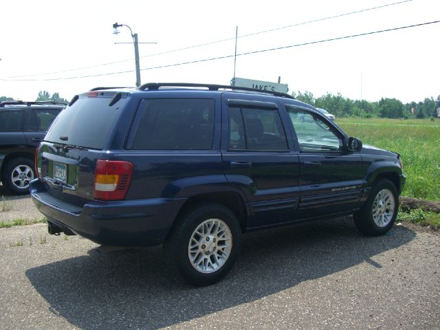 2002 Jeep Grand Cherokee Super