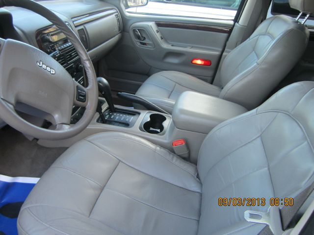 2002 Jeep Grand Cherokee Super