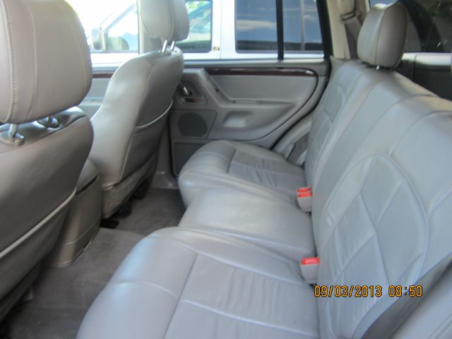 2002 Jeep Grand Cherokee Super