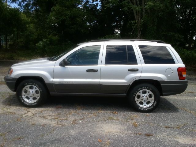 2002 Jeep Grand Cherokee Sedan 4dr