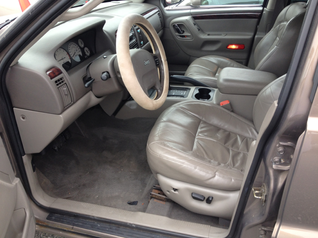 2002 Jeep Grand Cherokee Super