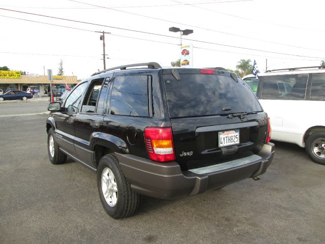 2002 Jeep Grand Cherokee Sedan 4dr