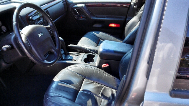 2002 Jeep Grand Cherokee Super