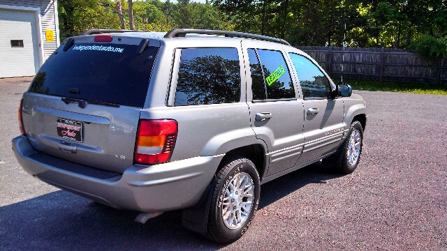 2002 Jeep Grand Cherokee Super