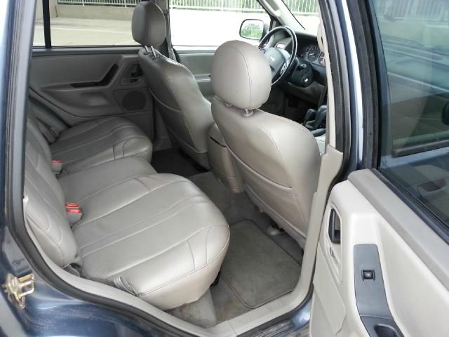 2002 Jeep Grand Cherokee Elk Conversion Van