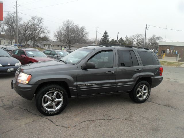 2002 Jeep Grand Cherokee Super