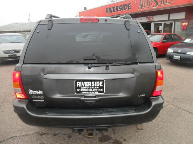 2002 Jeep Grand Cherokee Super