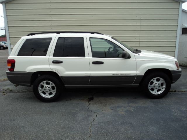2002 Jeep Grand Cherokee Elk Conversion Van