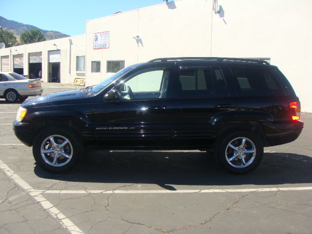 2002 Jeep Grand Cherokee Super