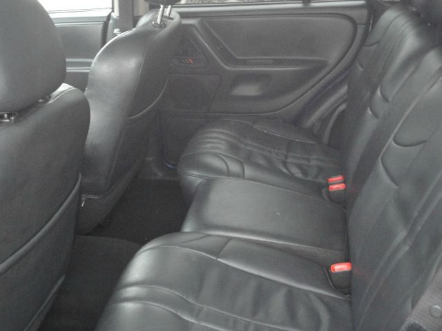 2002 Jeep Grand Cherokee LS