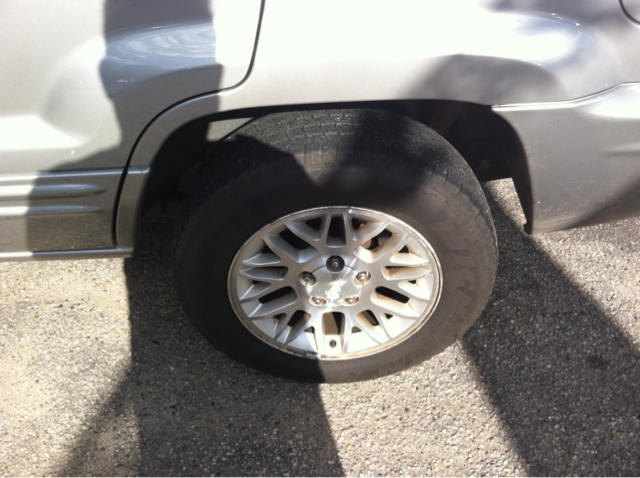 2002 Jeep Grand Cherokee Super