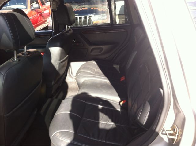 2002 Jeep Grand Cherokee Super