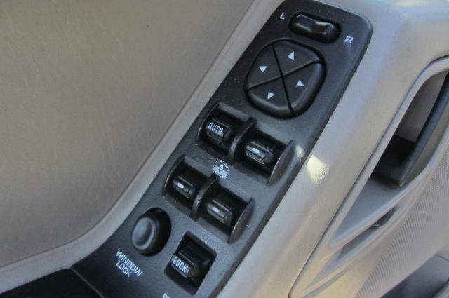 2002 Jeep Grand Cherokee Elk Conversion Van