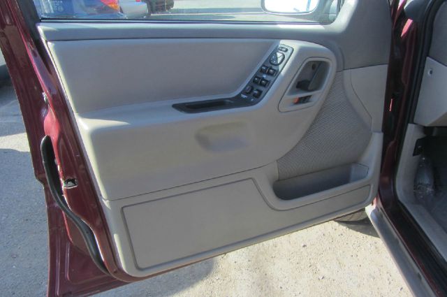 2002 Jeep Grand Cherokee Elk Conversion Van