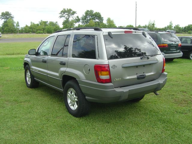 2002 Jeep Grand Cherokee Sedan 4dr
