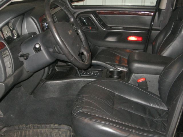 2002 Jeep Grand Cherokee Super