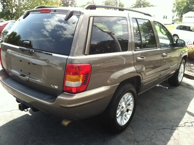 2002 Jeep Grand Cherokee Super