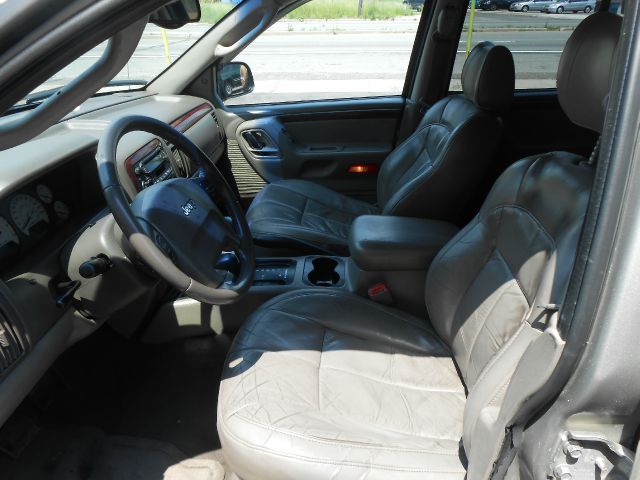 2003 Jeep Grand Cherokee Super