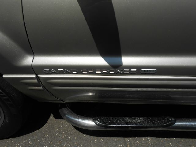 2003 Jeep Grand Cherokee Super