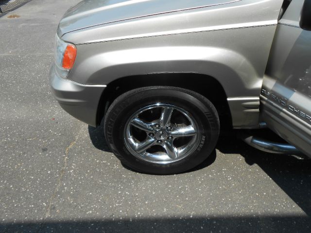 2003 Jeep Grand Cherokee Super