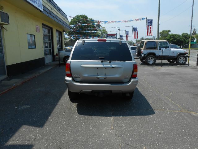 2003 Jeep Grand Cherokee Super