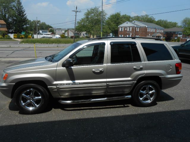 2003 Jeep Grand Cherokee Super