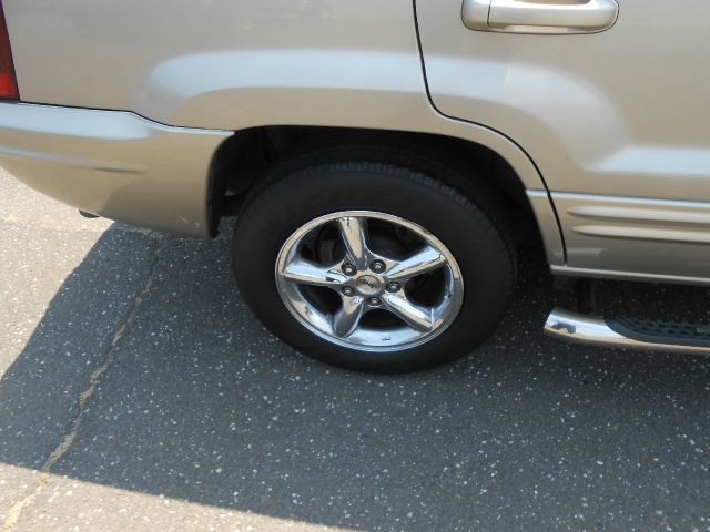 2003 Jeep Grand Cherokee Super