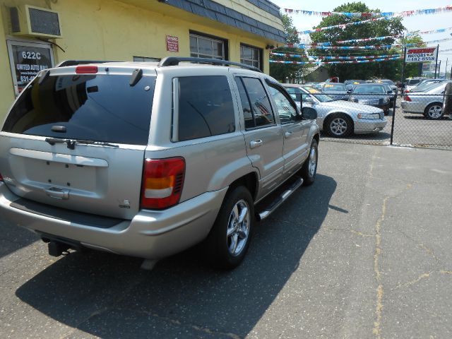 2003 Jeep Grand Cherokee Super
