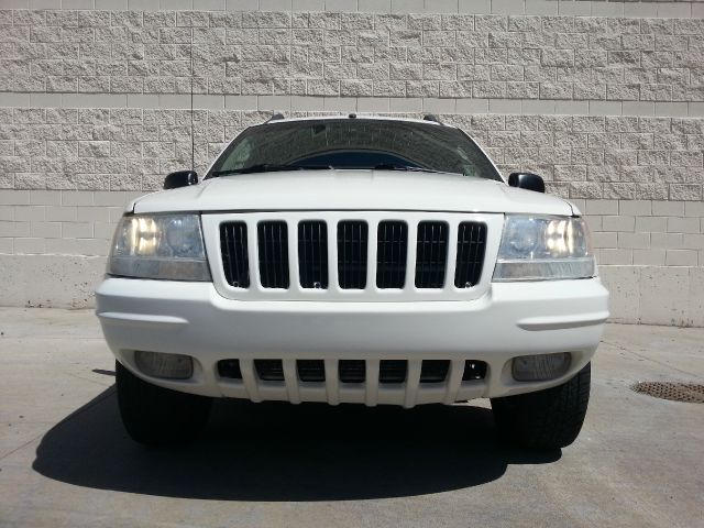 2003 Jeep Grand Cherokee Super