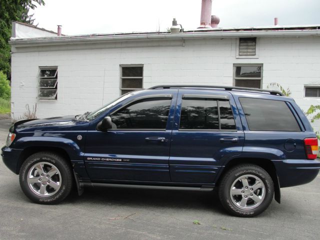 2003 Jeep Grand Cherokee Super