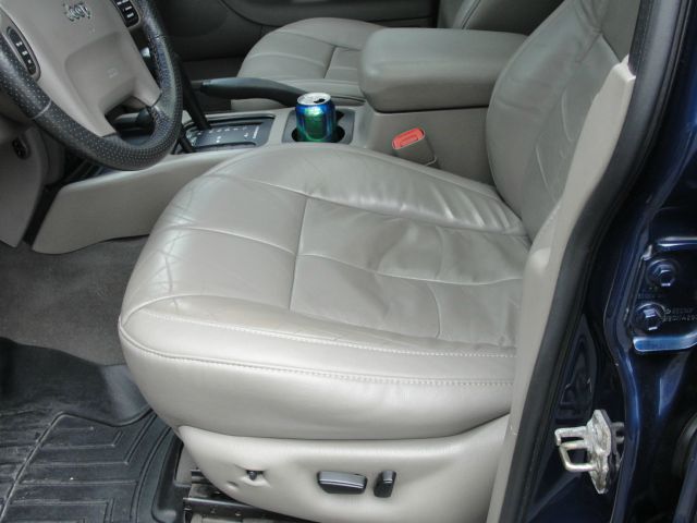 2003 Jeep Grand Cherokee Super