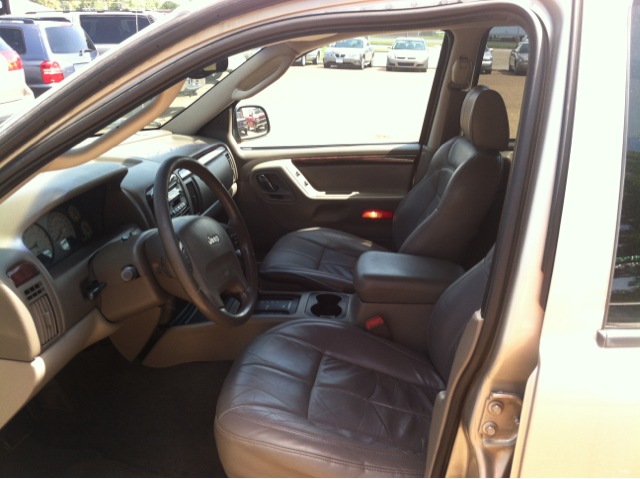 2003 Jeep Grand Cherokee Super