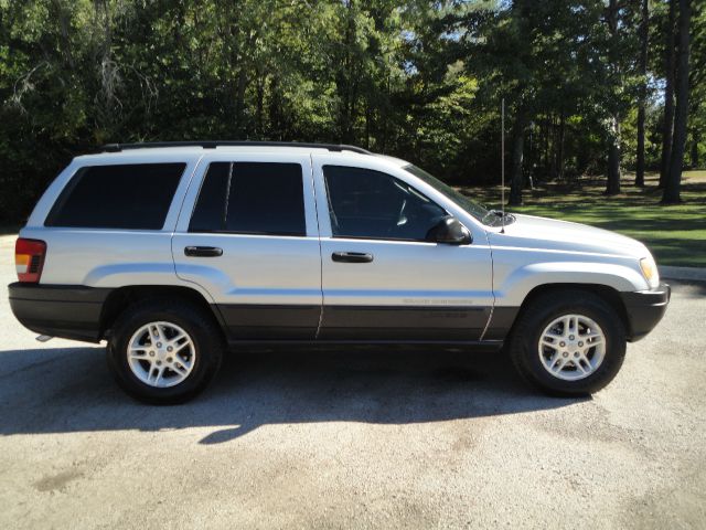 2003 Jeep Grand Cherokee Sedan 4dr