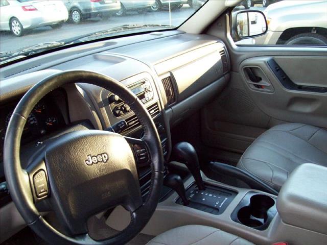 2004 Jeep Grand Cherokee LS