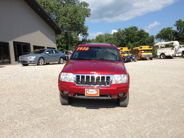 2004 Jeep Grand Cherokee 2.4i Sedan
