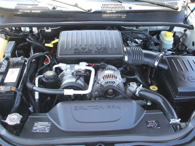 2004 Jeep Grand Cherokee Super