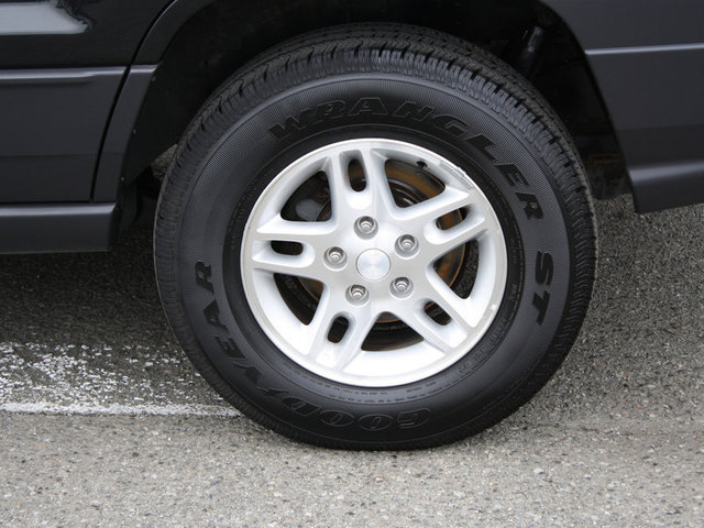 2004 Jeep Grand Cherokee LS