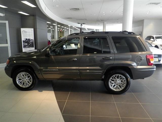 2004 Jeep Grand Cherokee SLT 25