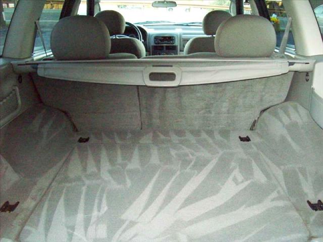 2004 Jeep Grand Cherokee LS