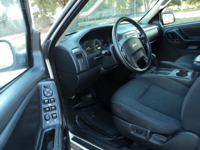 2004 Jeep Grand Cherokee LS