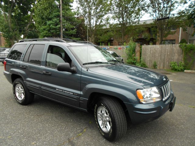 2004 Jeep Grand Cherokee 4dr 114 WB W/4.6l AWD