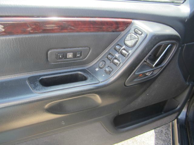 2004 Jeep Grand Cherokee Super