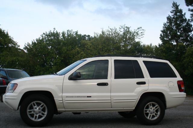 2004 Jeep Grand Cherokee 4dr 114 WB W/4.6l AWD