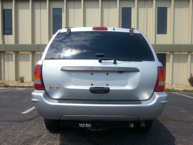2004 Jeep Grand Cherokee LT Tv-dvdleathersunroof3rowcarfax Available
