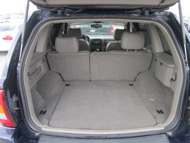 2004 Jeep Grand Cherokee SLT 25