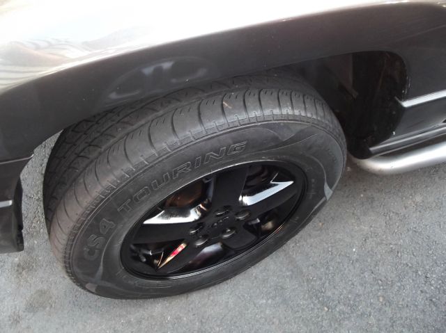 2004 Jeep Grand Cherokee LT Tv-dvdleathersunroof3rowcarfax Available