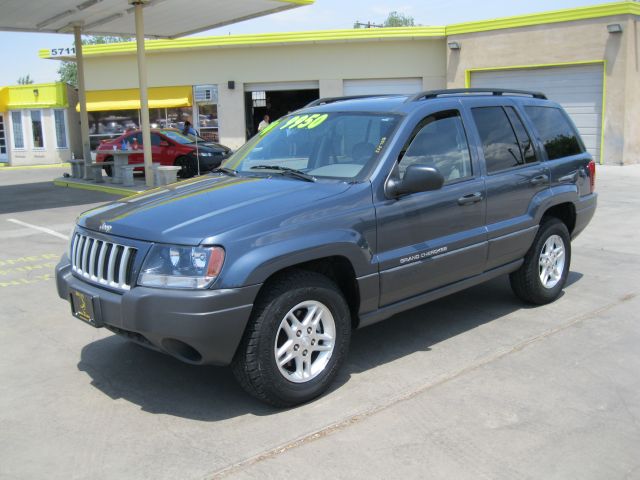 2004 Jeep Grand Cherokee Sedan 4dr