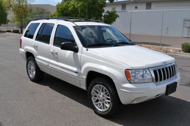 2004 Jeep Grand Cherokee Super