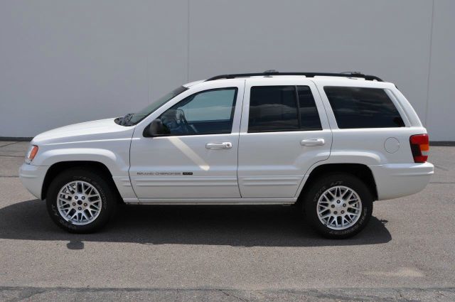 2004 Jeep Grand Cherokee Super