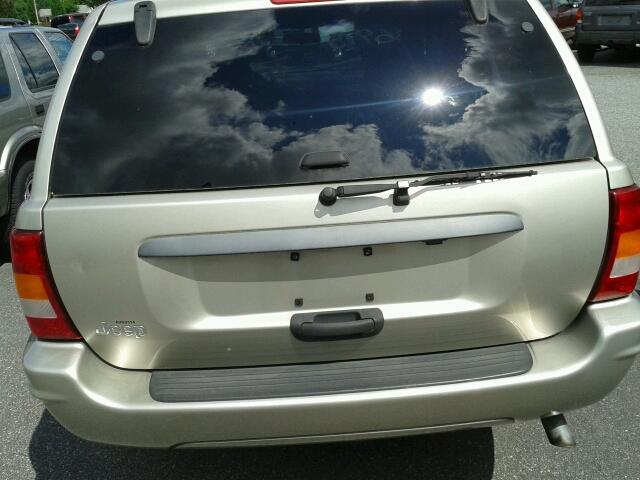 2004 Jeep Grand Cherokee X